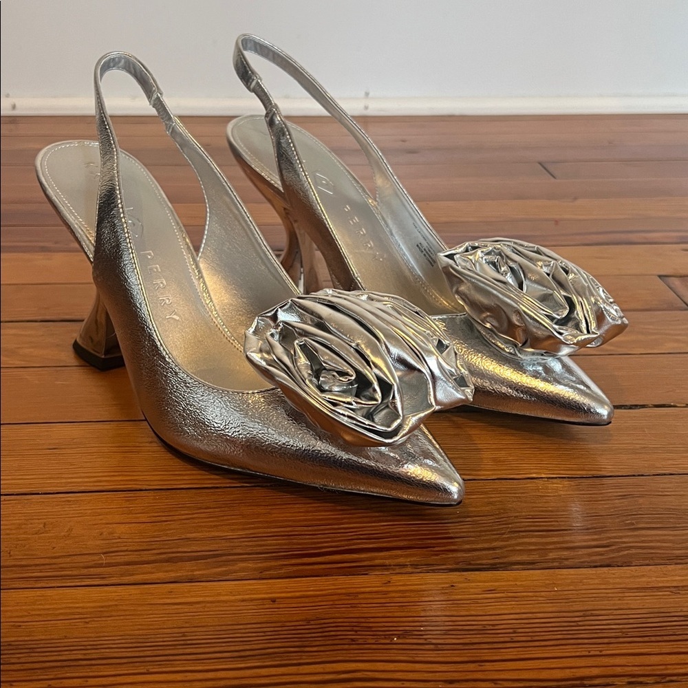 Katy Perry The Laterr  Pointed Toe Metallic Silver Slingback Heels Size 7.5 - Picture 4 of 13